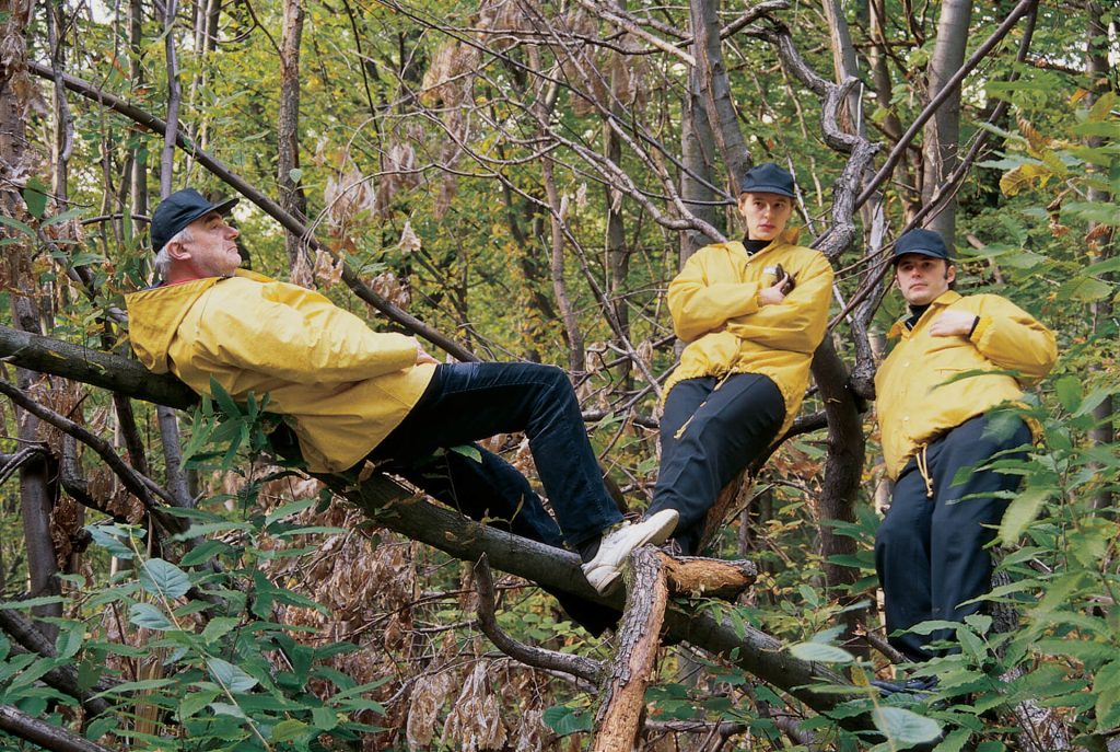 Weekend Art: Hallelujah the Hill, 1995–200