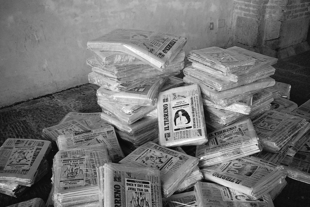 5000 of Political News, Europa e solo una parola?,  European Biennale of Young Artists, Pisa, 1997